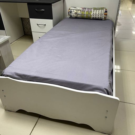 Кровать ЛДСП с высоким изножьем